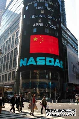 纳斯达克100ETF招商